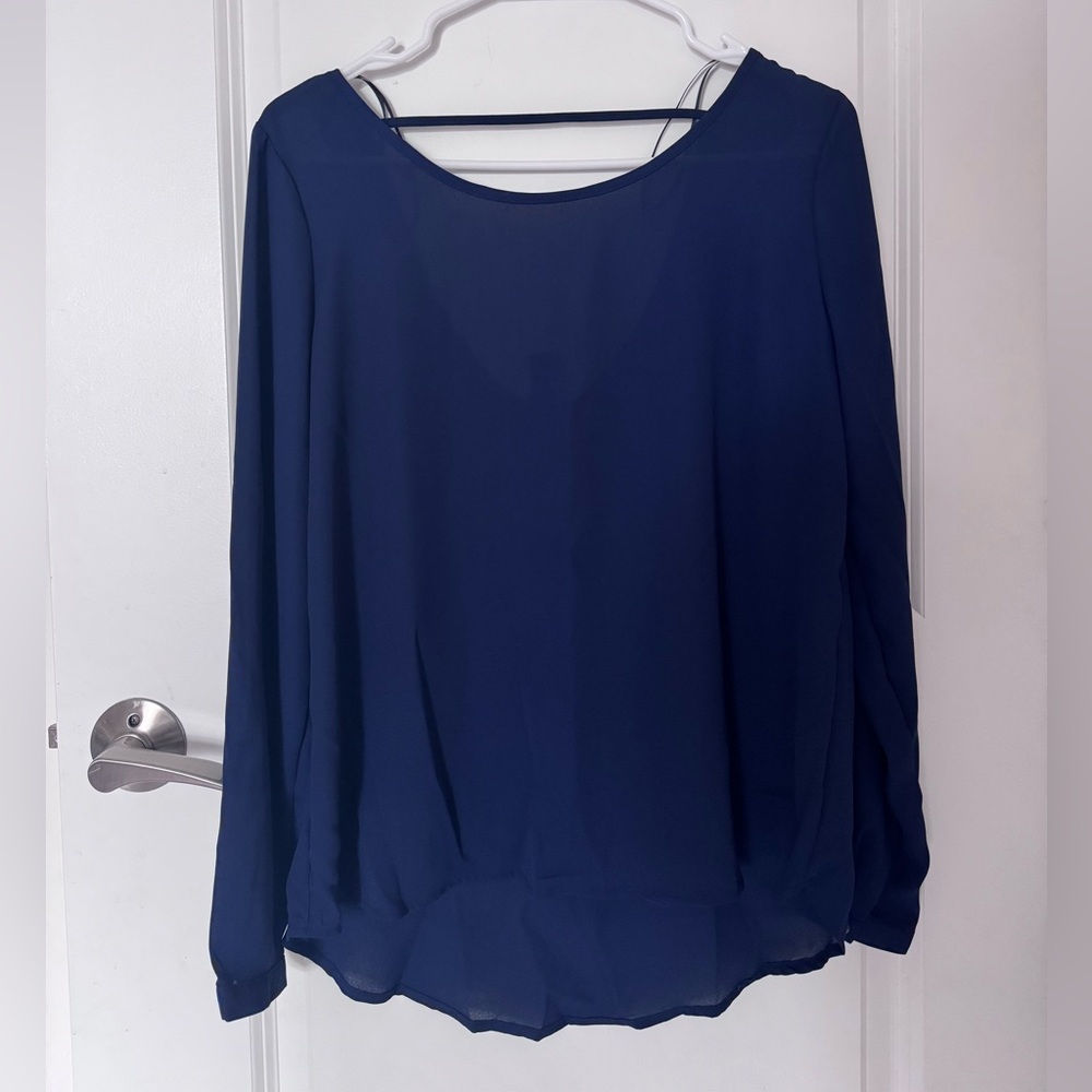 🆕 without tag - Forever 21 Navy Blue Long Sleeves Blouse 💙